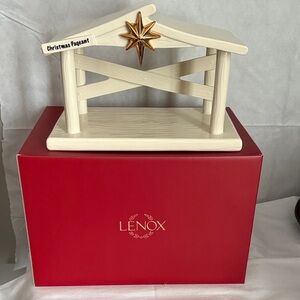 Lenox Cream and Gold Nativity Crèche